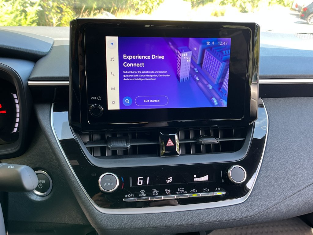 New 2026 Toyota Corolla SE AWD/4WD image 16