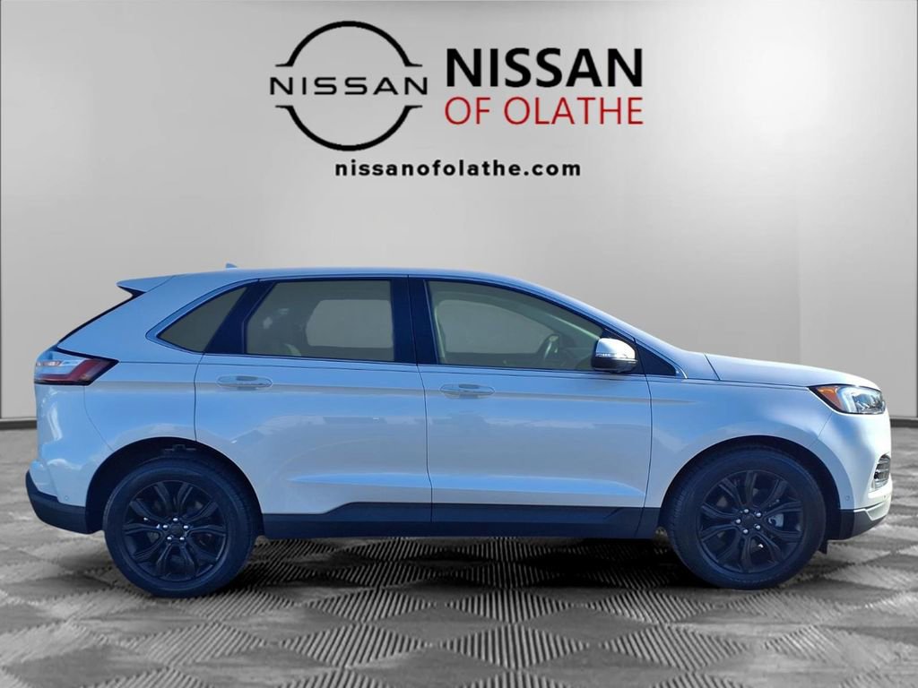 Used 2019 Ford Edge Titanium w/ Equipment Group 301A image 31