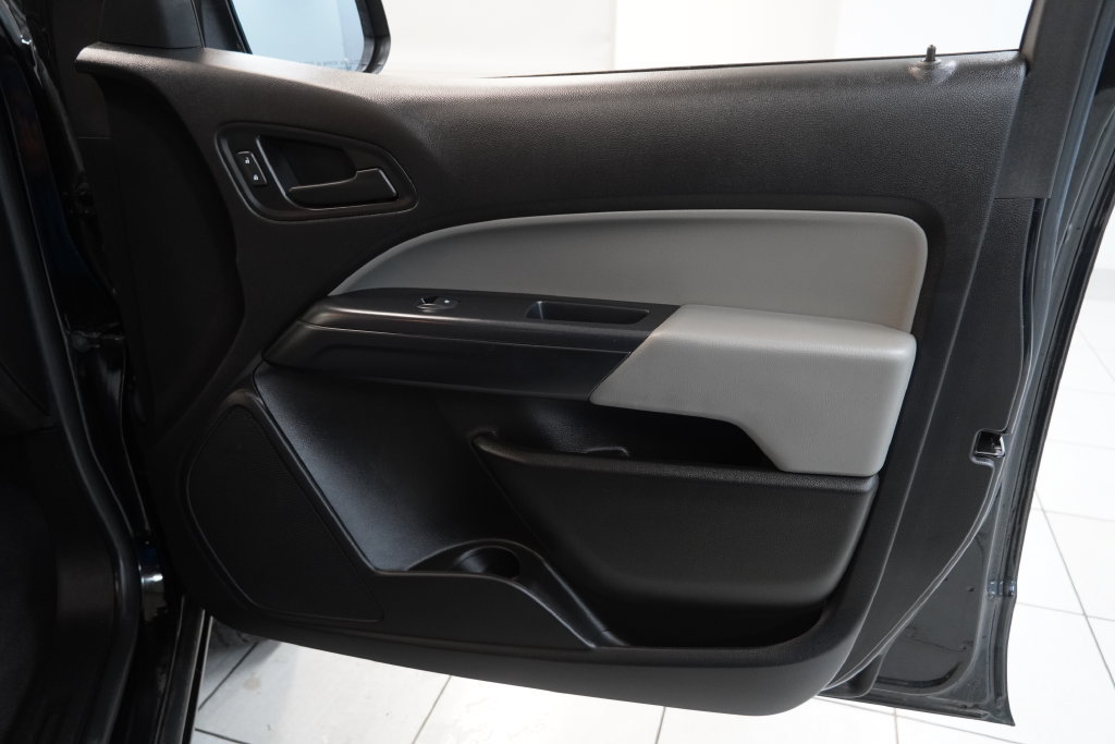 Used 2019 Chevrolet Colorado W/T AWD/4WD image 33