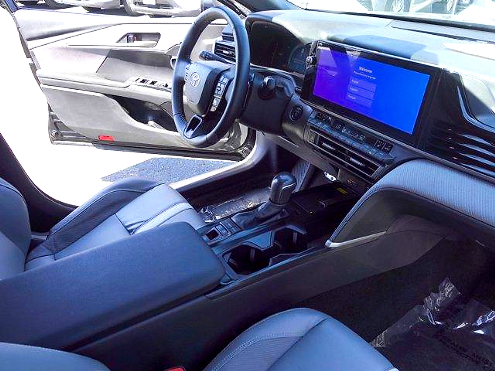 Certified 2025 Toyota Camry SE w/ Multimedia Upgrade Package FWD image 13