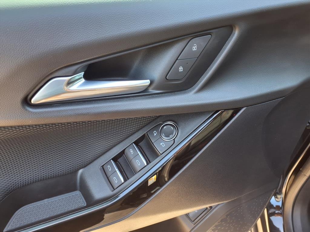 Used 2025 Chevrolet Equinox RS w/ Safety and Technology Package image 16