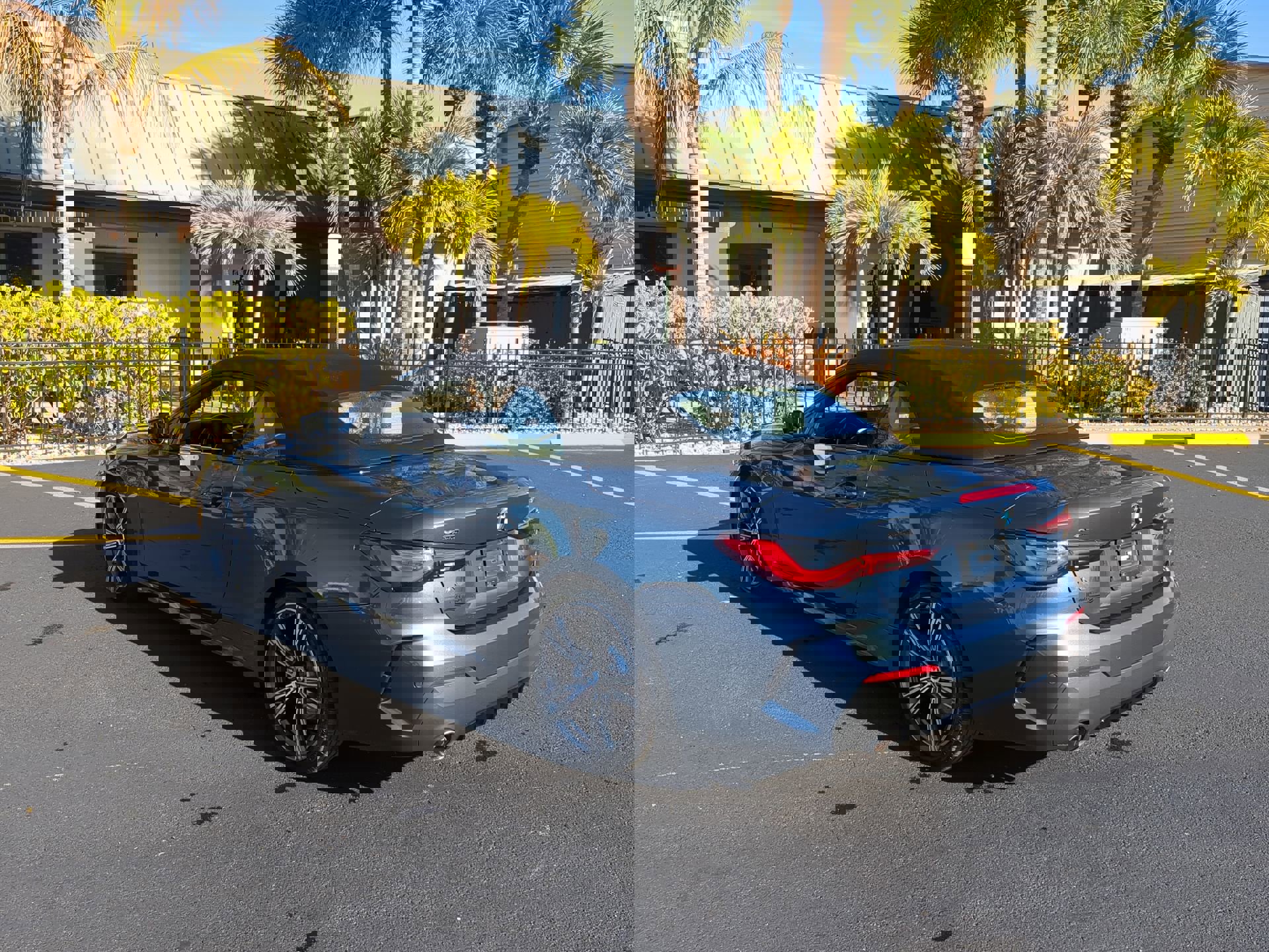 Used 2023 BMW 430i xDrive Convertible w/ M Sport Package image 8