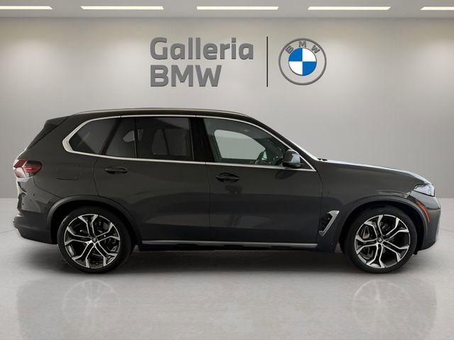 Used 2024 BMW X5 xDrive50e w/ Premium Package image 6