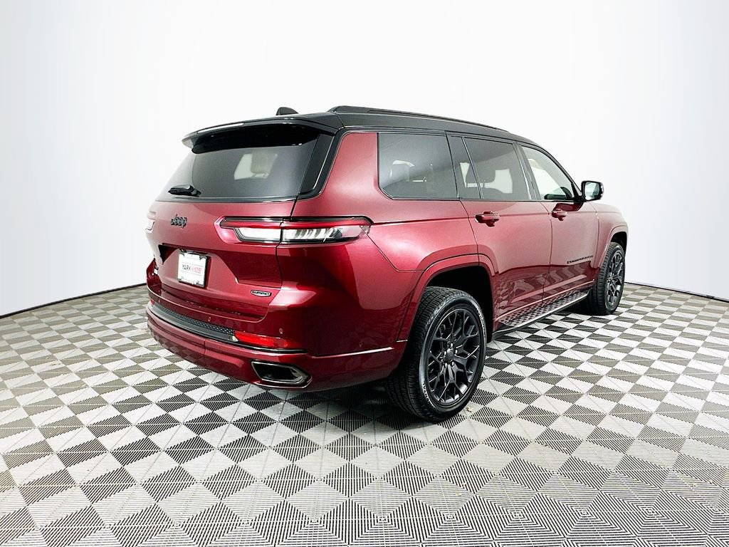 Certified 2025 Jeep Grand Cherokee L Summit w/ Obsidian Package image 12