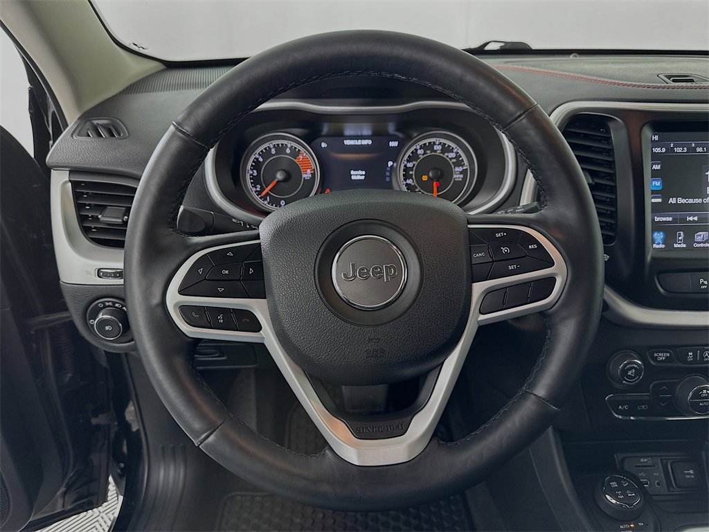 Used 2018 Jeep Cherokee Trailhawk w/ Quick Order Package 27L image 14