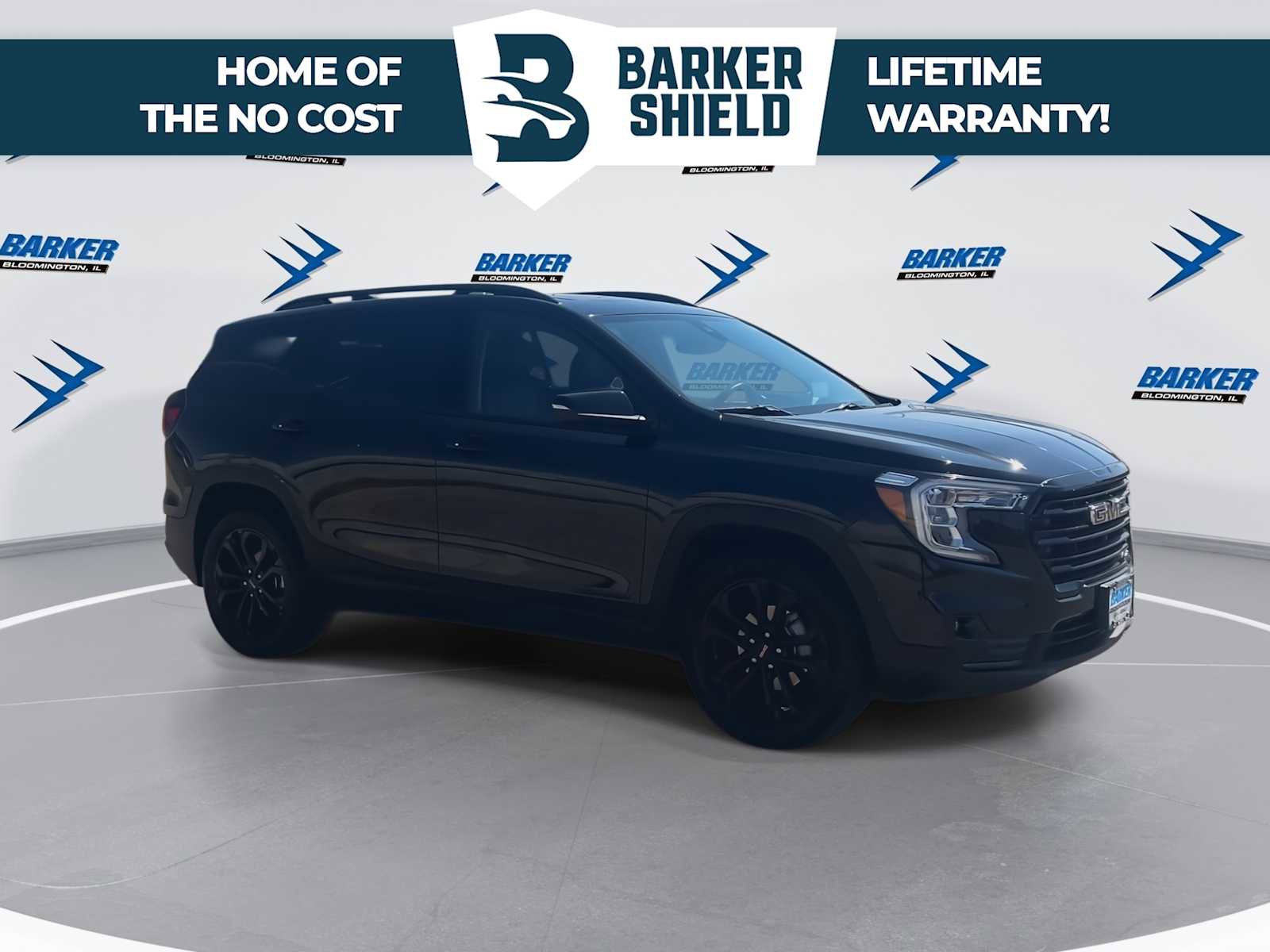Used 2022 GMC Terrain SLT w/ Tech Package image 2