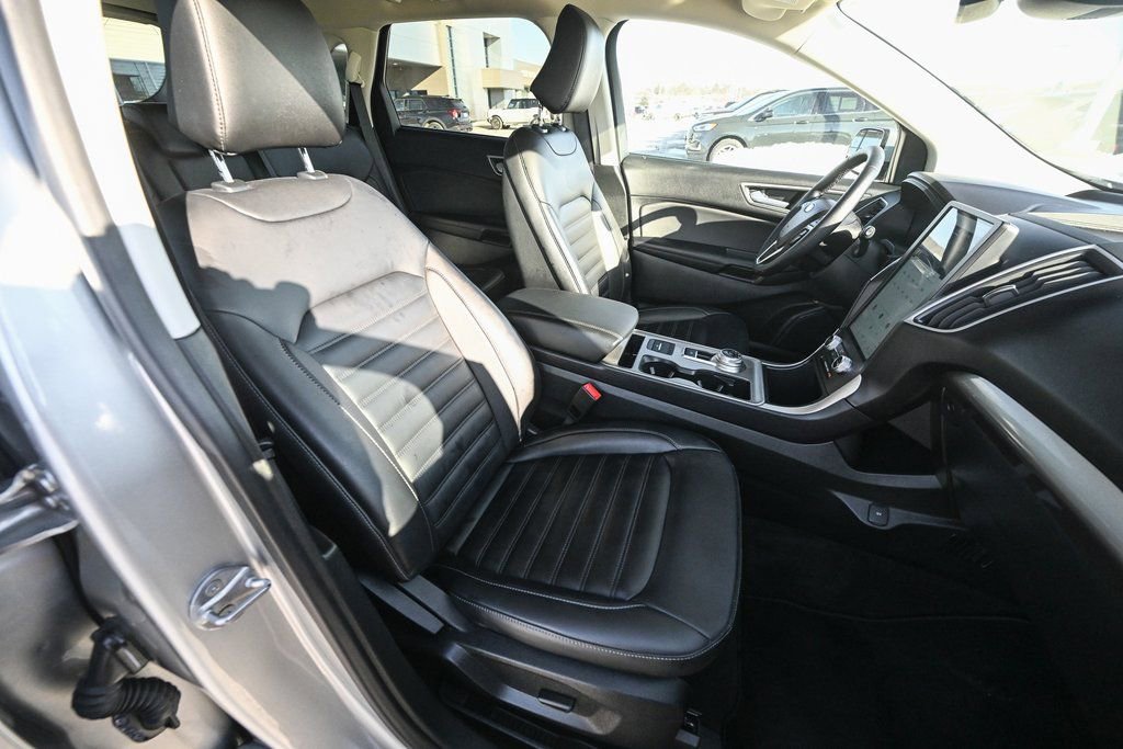 Used 2024 Ford Edge SEL w/ Convenience Package image 26