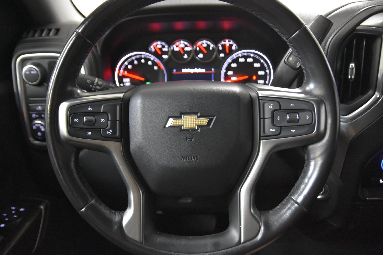Used 2021 Chevrolet Silverado 1500 LT RWD image 15