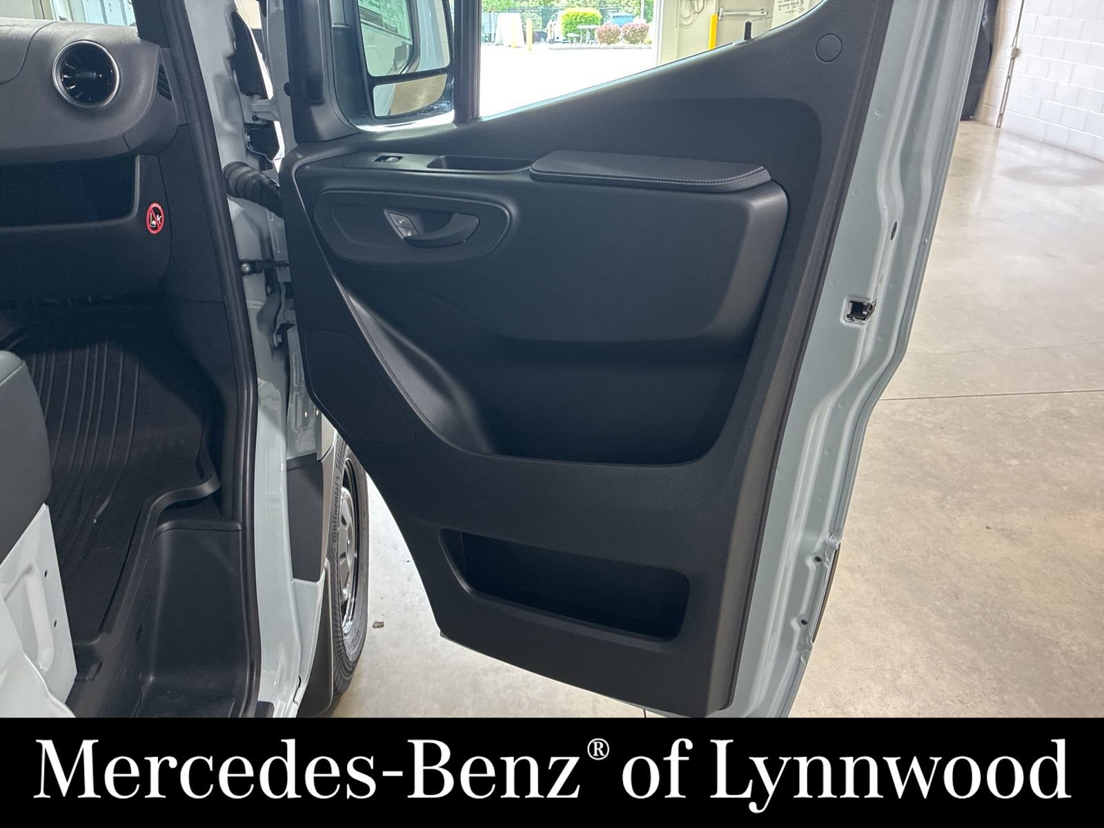 New 2026 Mercedes-Benz Sprinter 3500 image 17