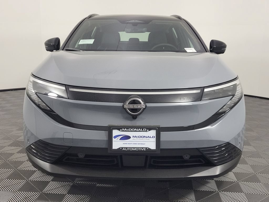 New 2026 Nissan Leaf Platinum+ w/ Illuminated Package FWD image 6