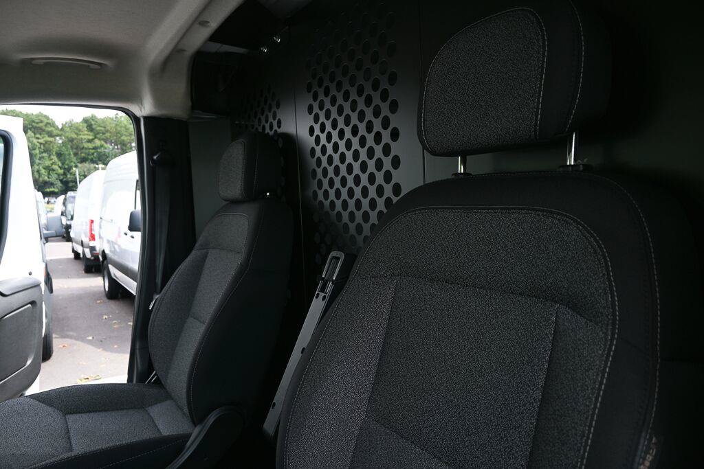 Used 2025 RAM ProMaster 2500 w/ U-Haul Equipment Group FWD image 5