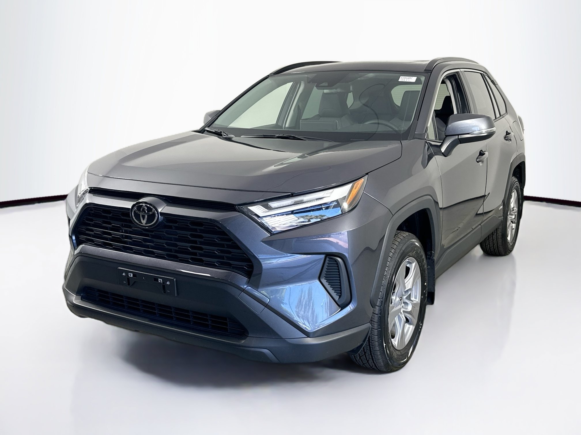 Used 2025 Toyota RAV4 XLE w/ Convenience Package AWD/4WD video 1