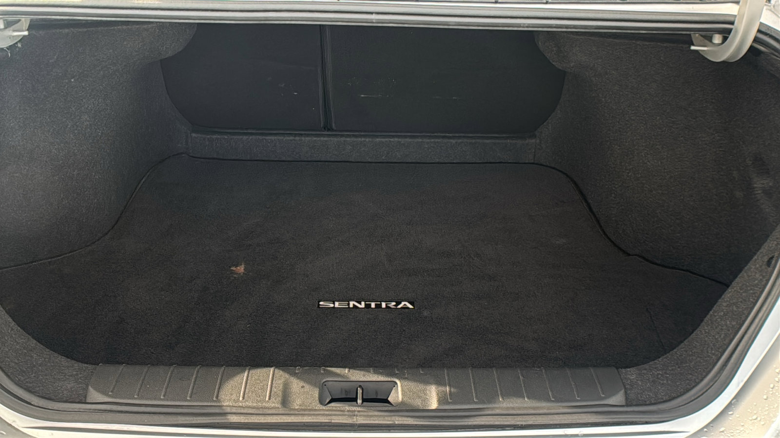 Used 2023 Nissan Sentra S image 16