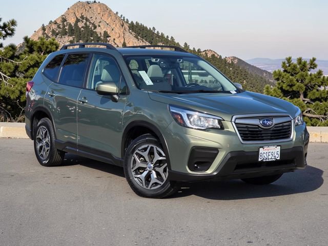 Used 2019 Subaru Forester Premium w/ All-Weather Package image 2