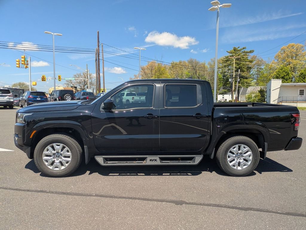 Used 2022 Nissan Frontier SV w/ Technology Package AWD/4WD image 8