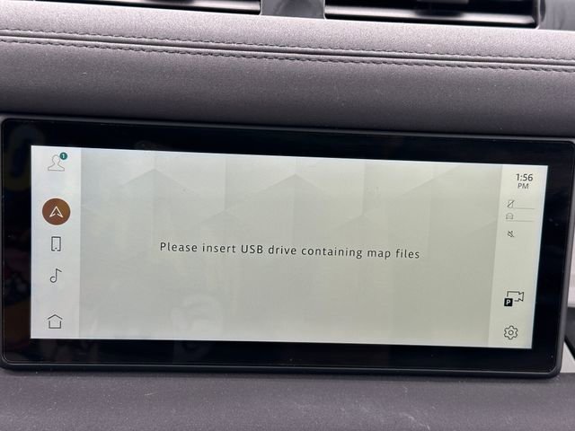 Used 2022 Land Rover Defender 110 S image 25