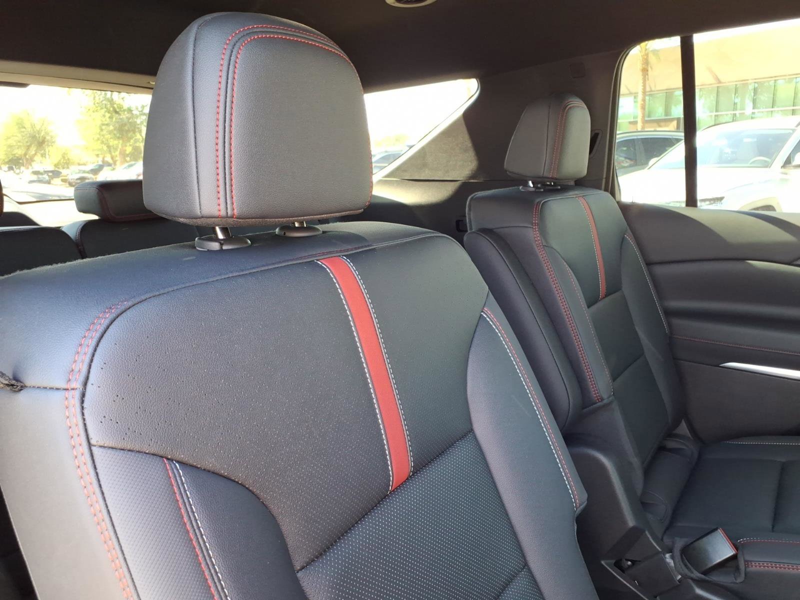 Used 2025 Chevrolet Traverse RS w/ LPO, Floor Liner Package image 14