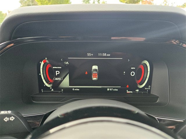 New 2025 Nissan Pathfinder Platinum image 16