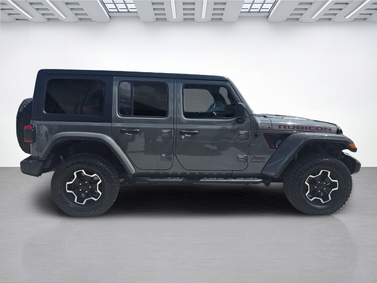 Used 2023 Jeep Wrangler Rubicon image 2