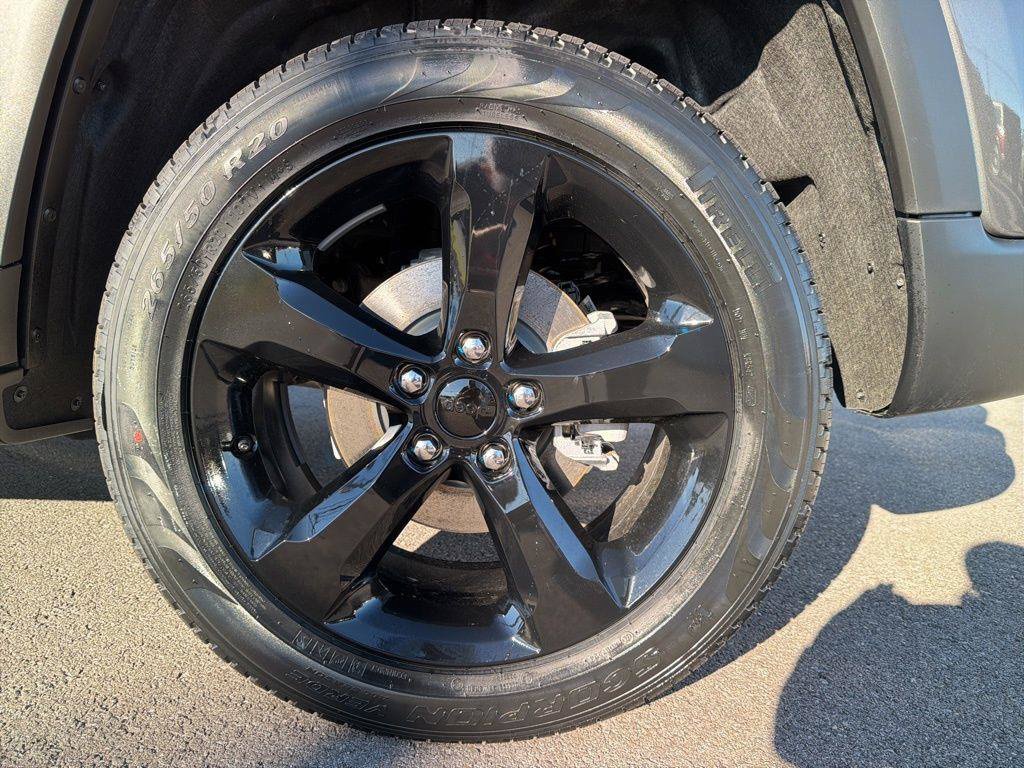 New 2026 Jeep Grand Cherokee Limited w/ Limited Altitude Package RWD image 13