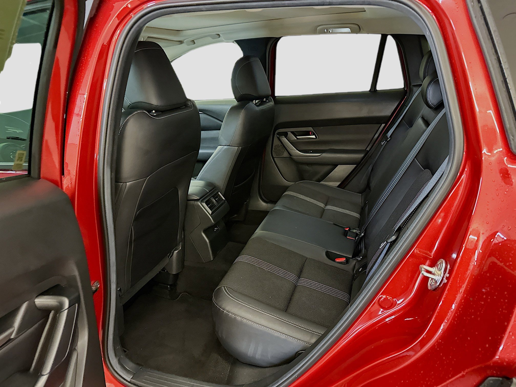 Used 2025 MAZDA CX-50 AWD 2.5 S w/ Premium Package image 30