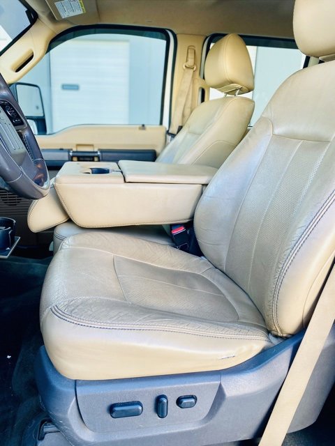 Used 2011 Ford F250 Lariat image 11