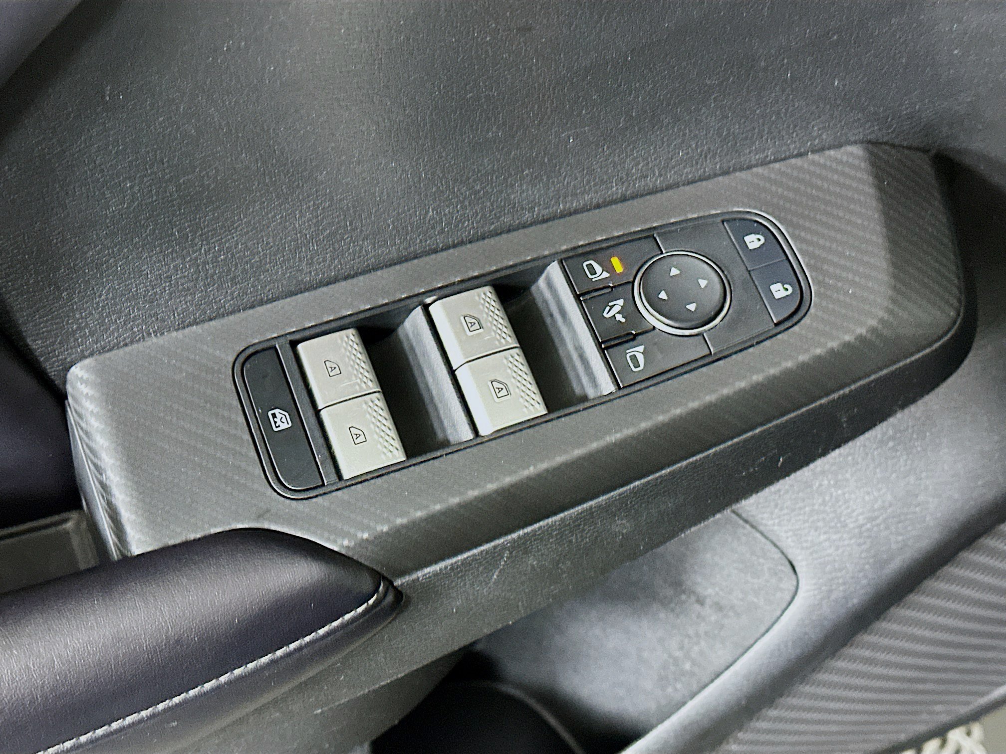 Used 2024 Mitsubishi Outlander SE AWD/4WD image 15