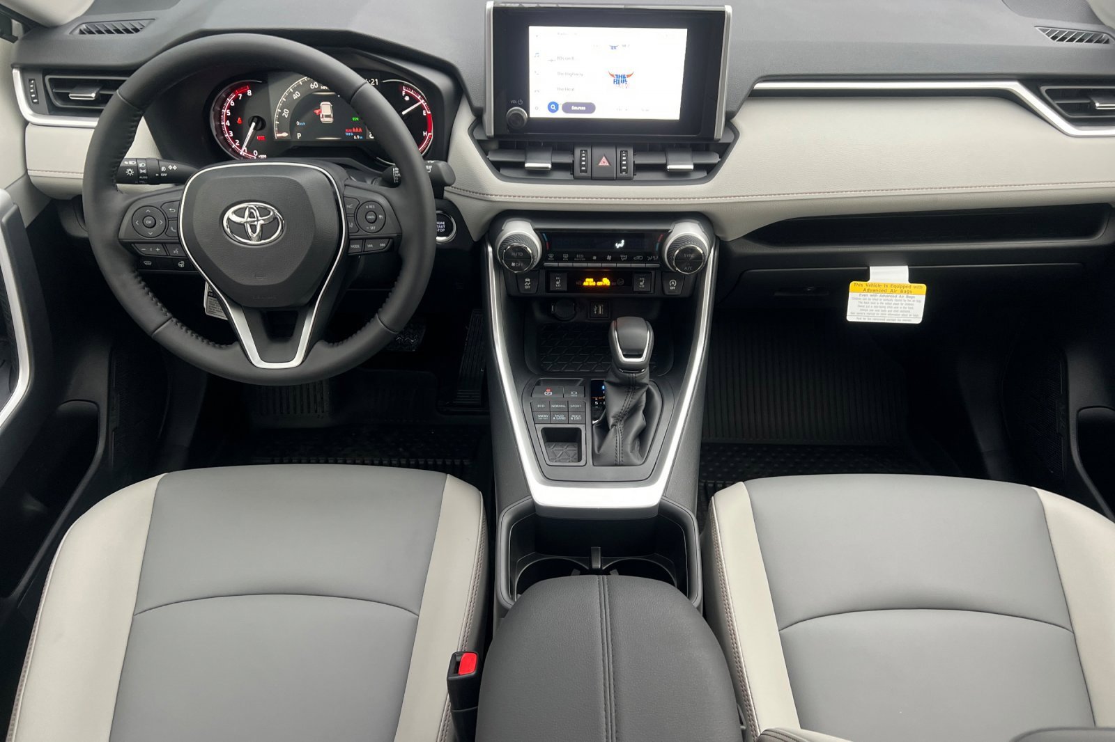 New 2025 Toyota RAV4 XLE Premium w/ Weather Package image 10