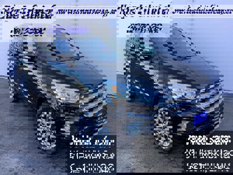 Used 2017 Ford Escape Titanium image 8