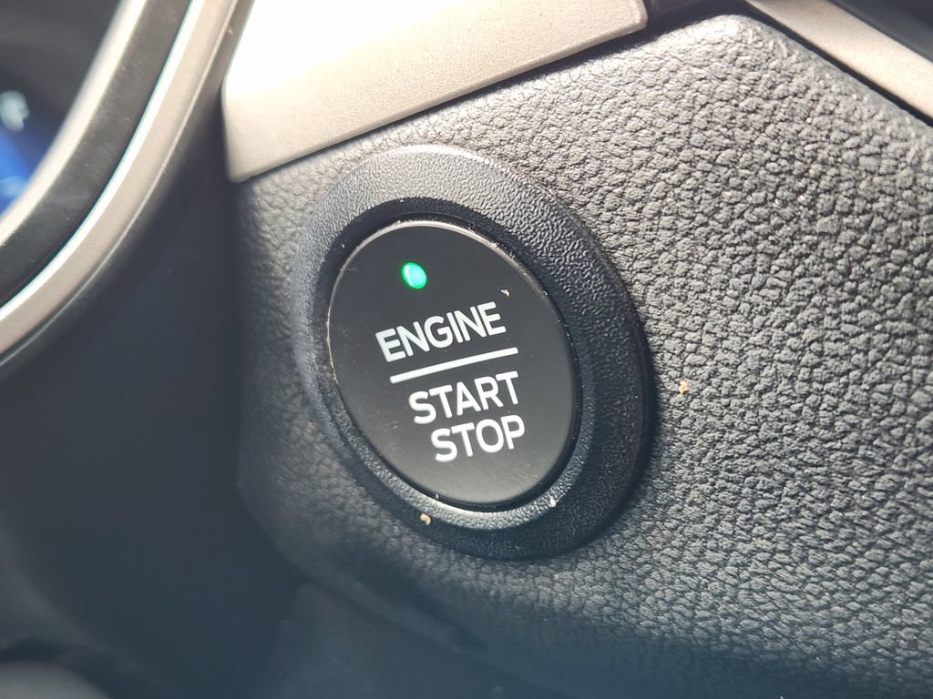 Used 2021 Ford Escape SEL w/ Technology Package FWD image 24