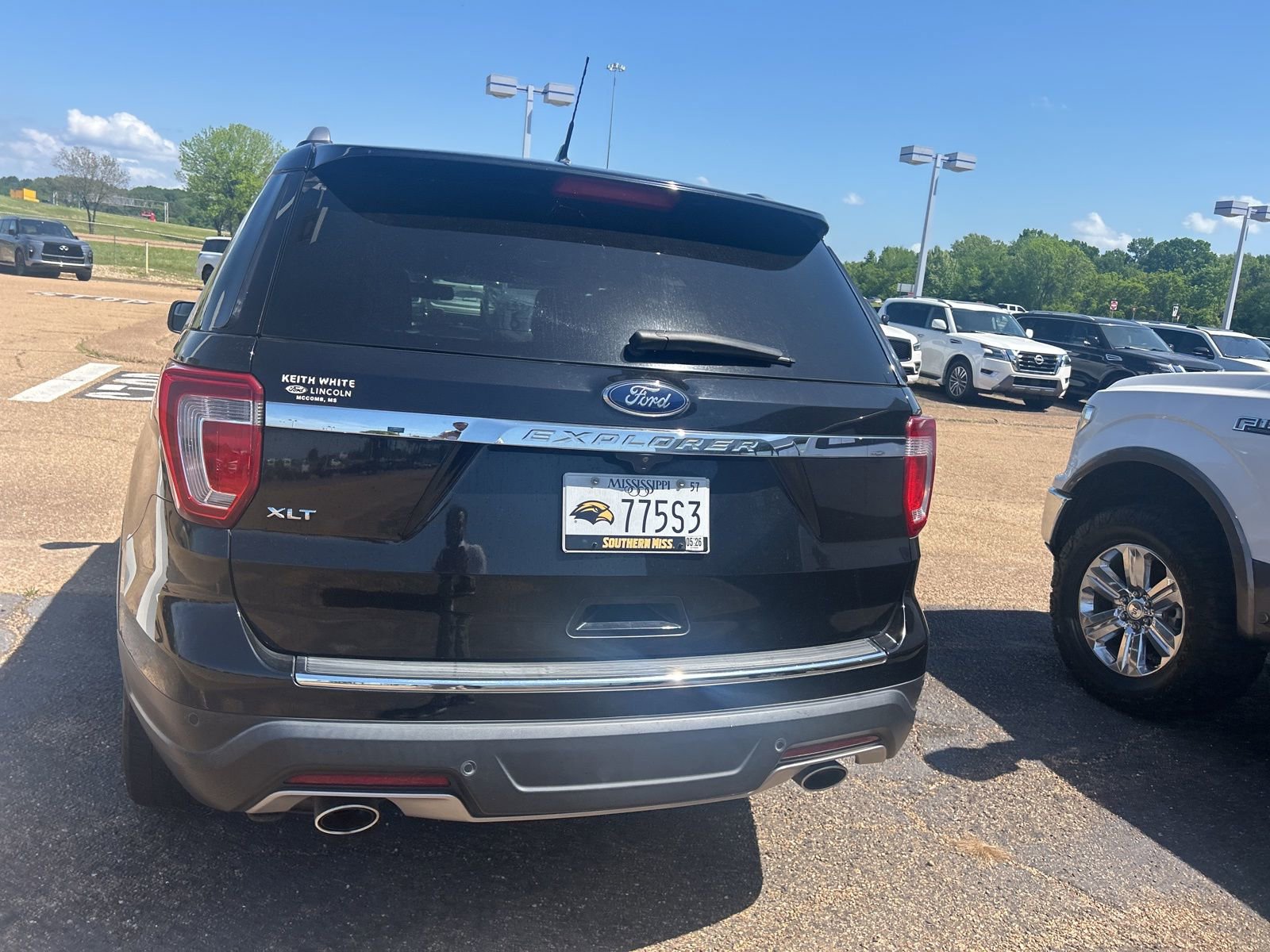 Used 2018 Ford Explorer XLT w/ Equipment Group 202A image 14