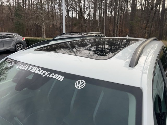 Used 2025 Volkswagen Atlas Peak Edition SE image 13