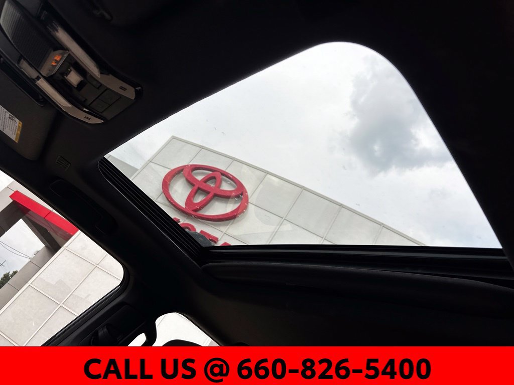 Used 2025 Toyota Land Cruiser w/ Premium Package AWD/4WD image 16