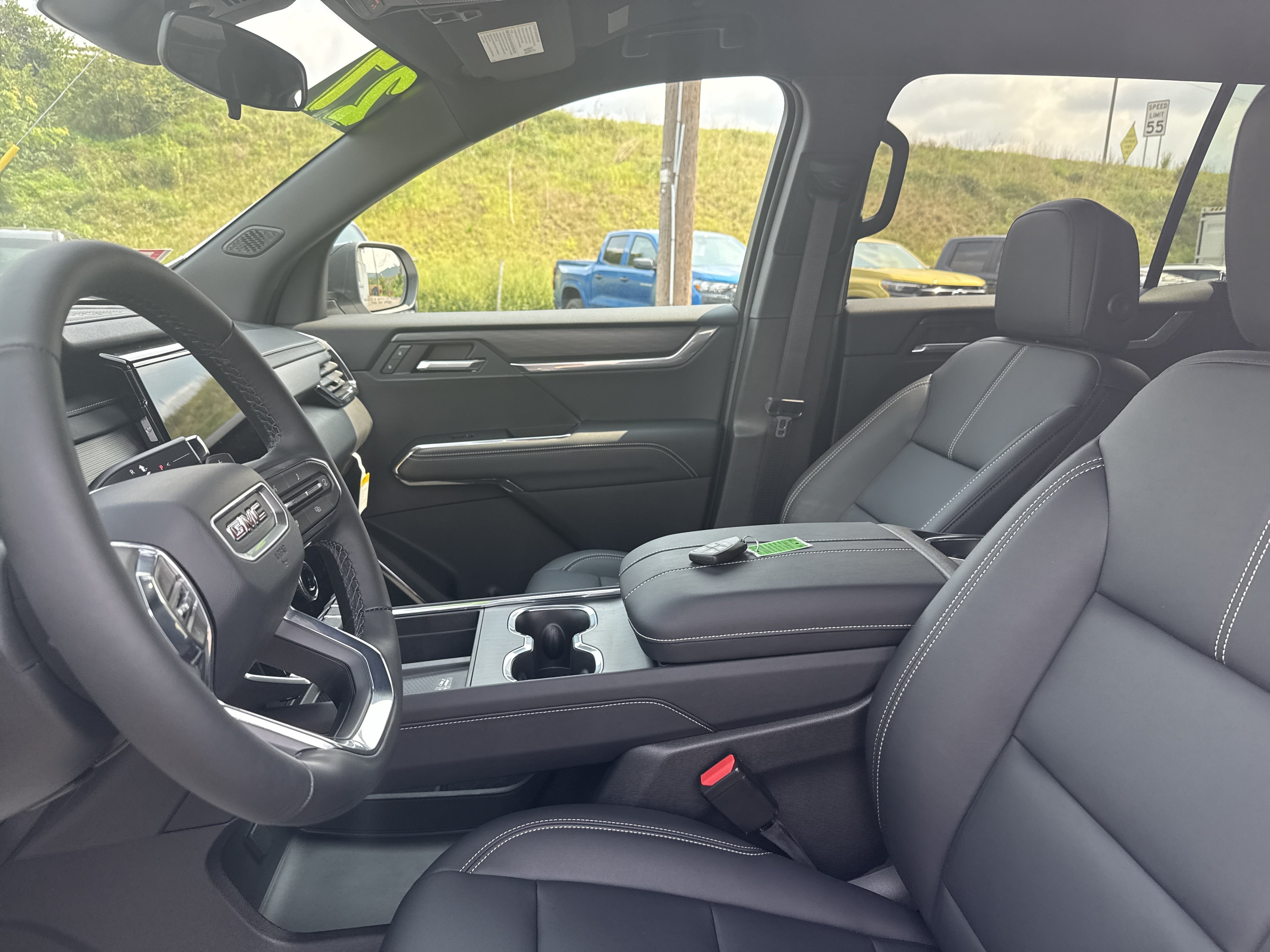 New 2027 GMC Acadia Elevation w/ Black Edition AWD/4WD image 11