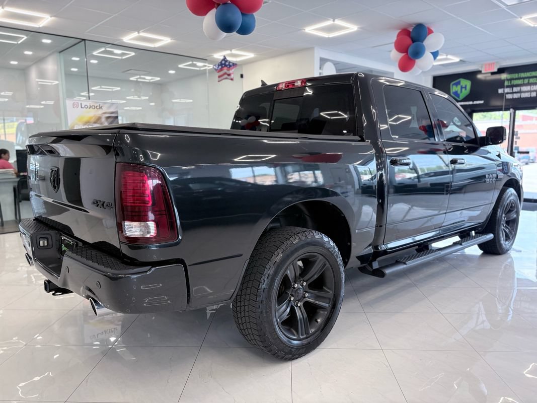 Used 2017 RAM 1500 Sport w/ Black Ram 1500 Sport Group AWD/4WD image 12