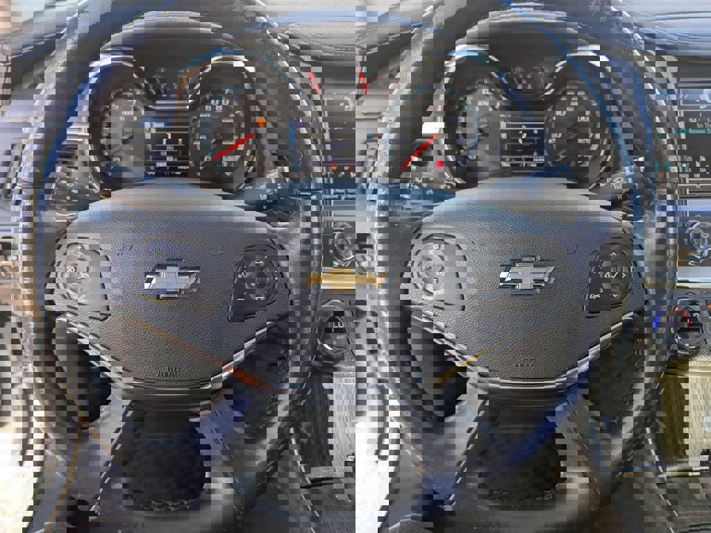 Used 2018 Chevrolet Impala LT image 25