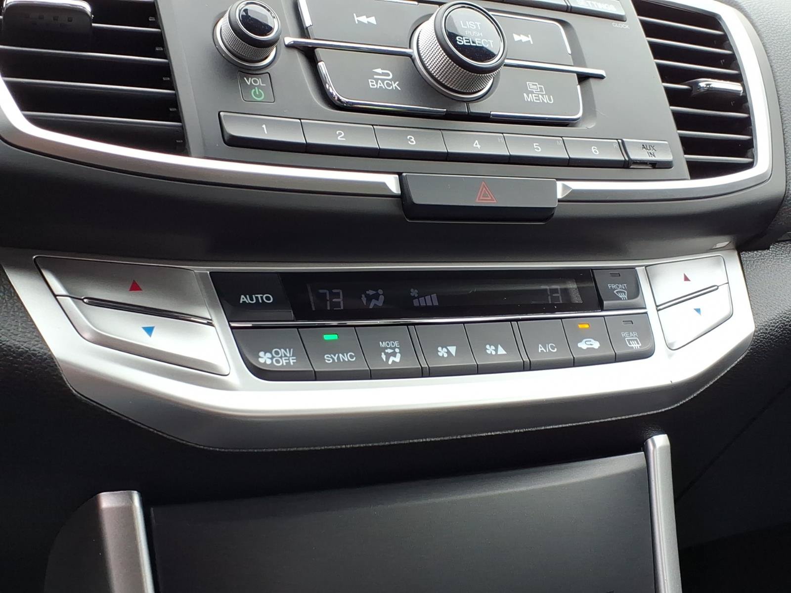 Used 2015 Honda Accord LX image 19