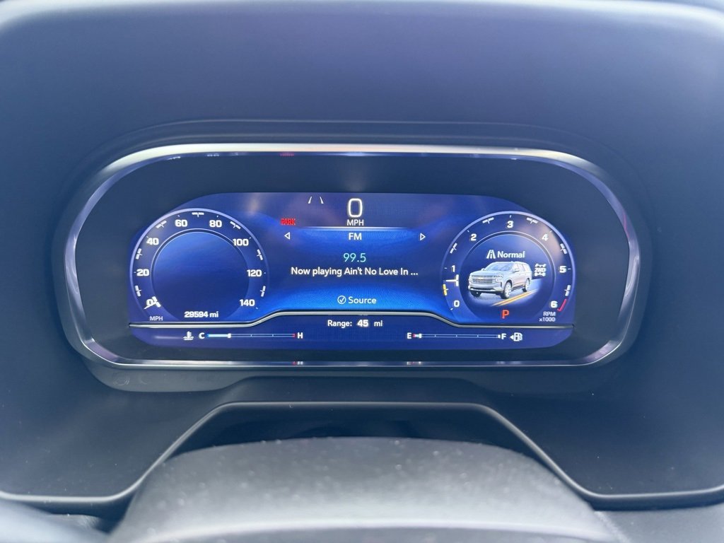 Used 2023 Chevrolet Suburban High Country image 21