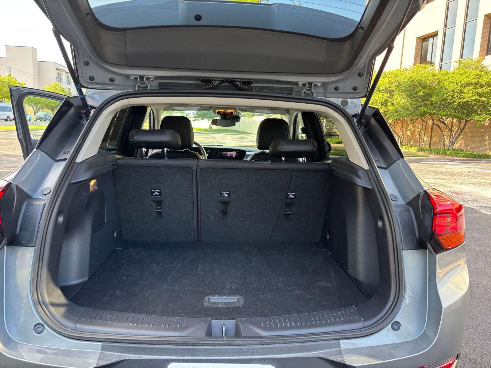 Used 2025 Buick Encore GX Preferred FWD image 25