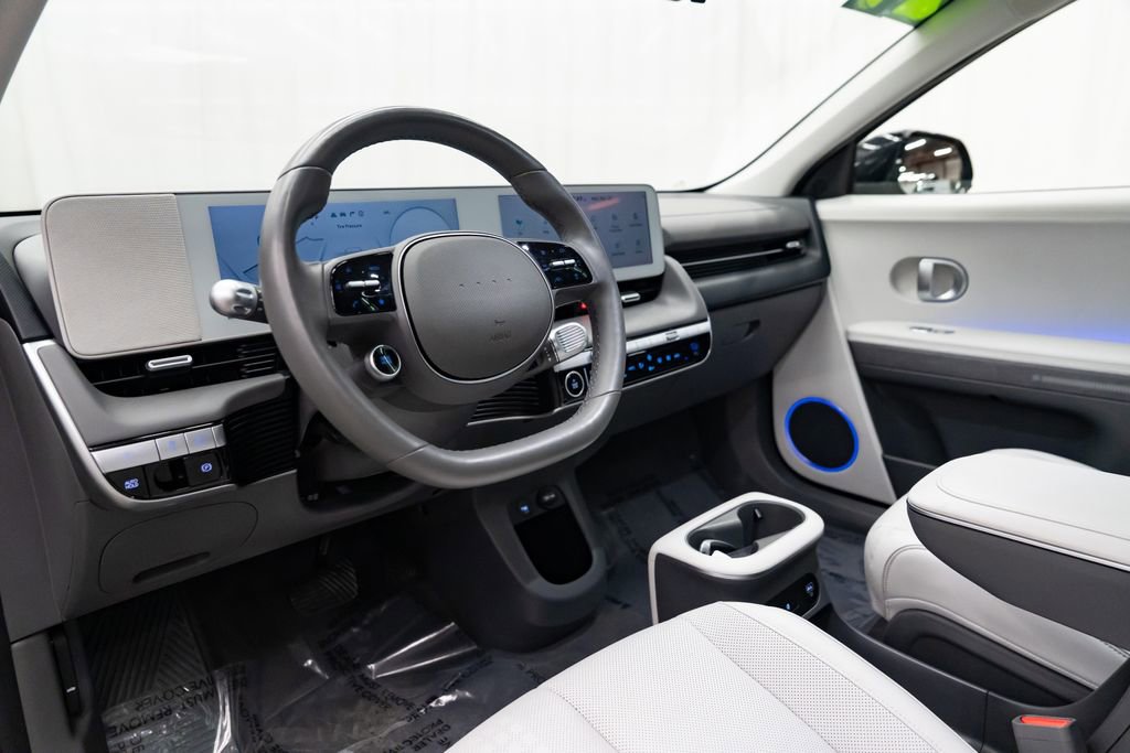 Used 2024 Hyundai Ioniq 5 Limited image 24