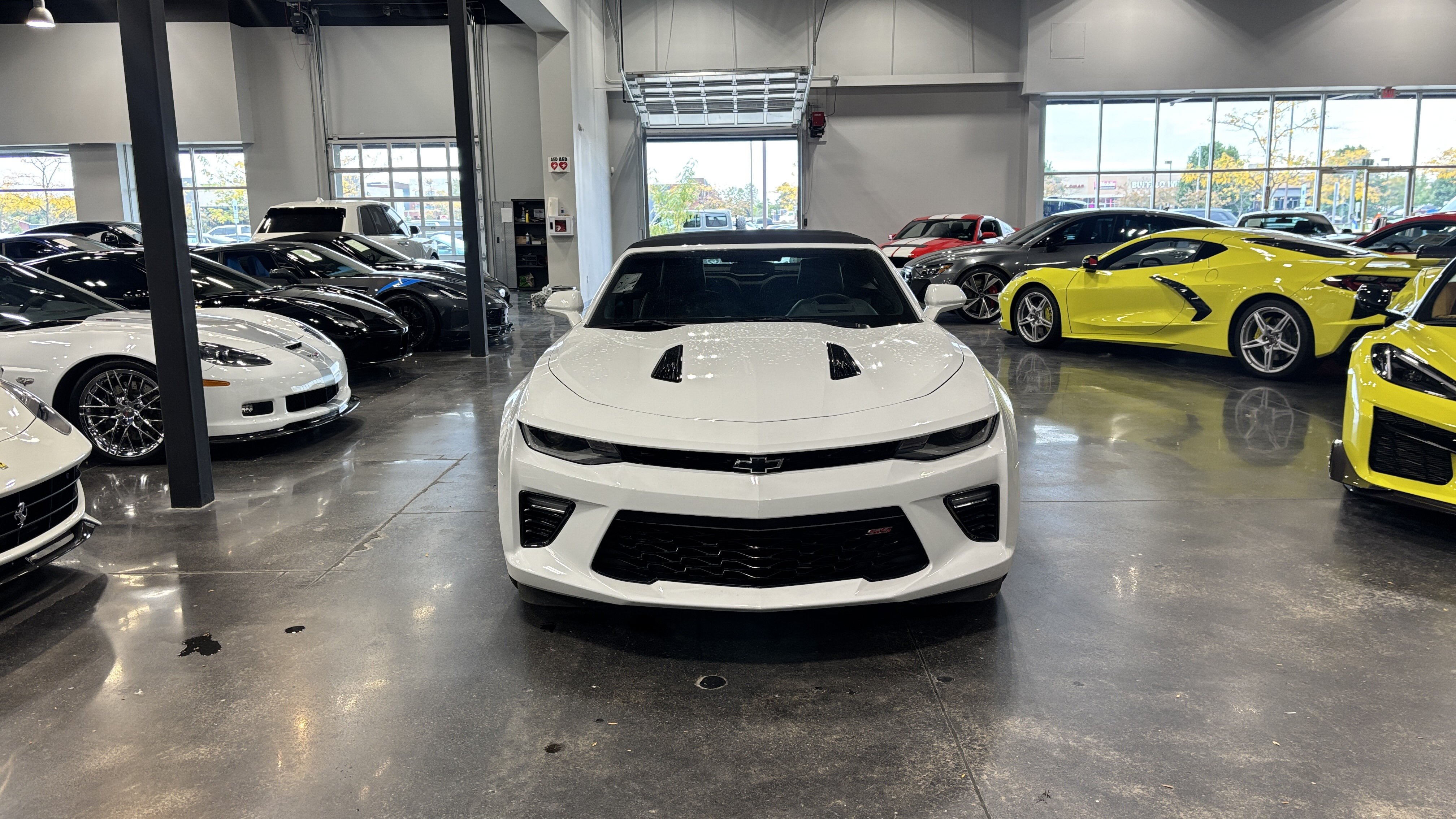 Used 2017 Chevrolet Camaro SS RWD image 2