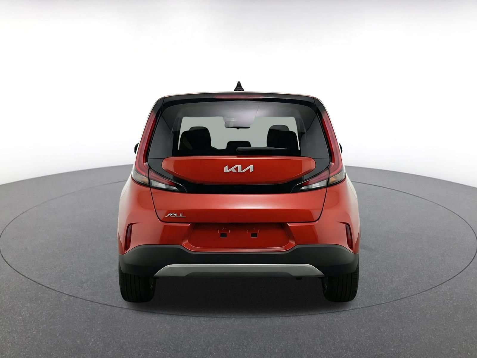 Used 2025 Kia Soul LX w/ LX Technology Package FWD image 8