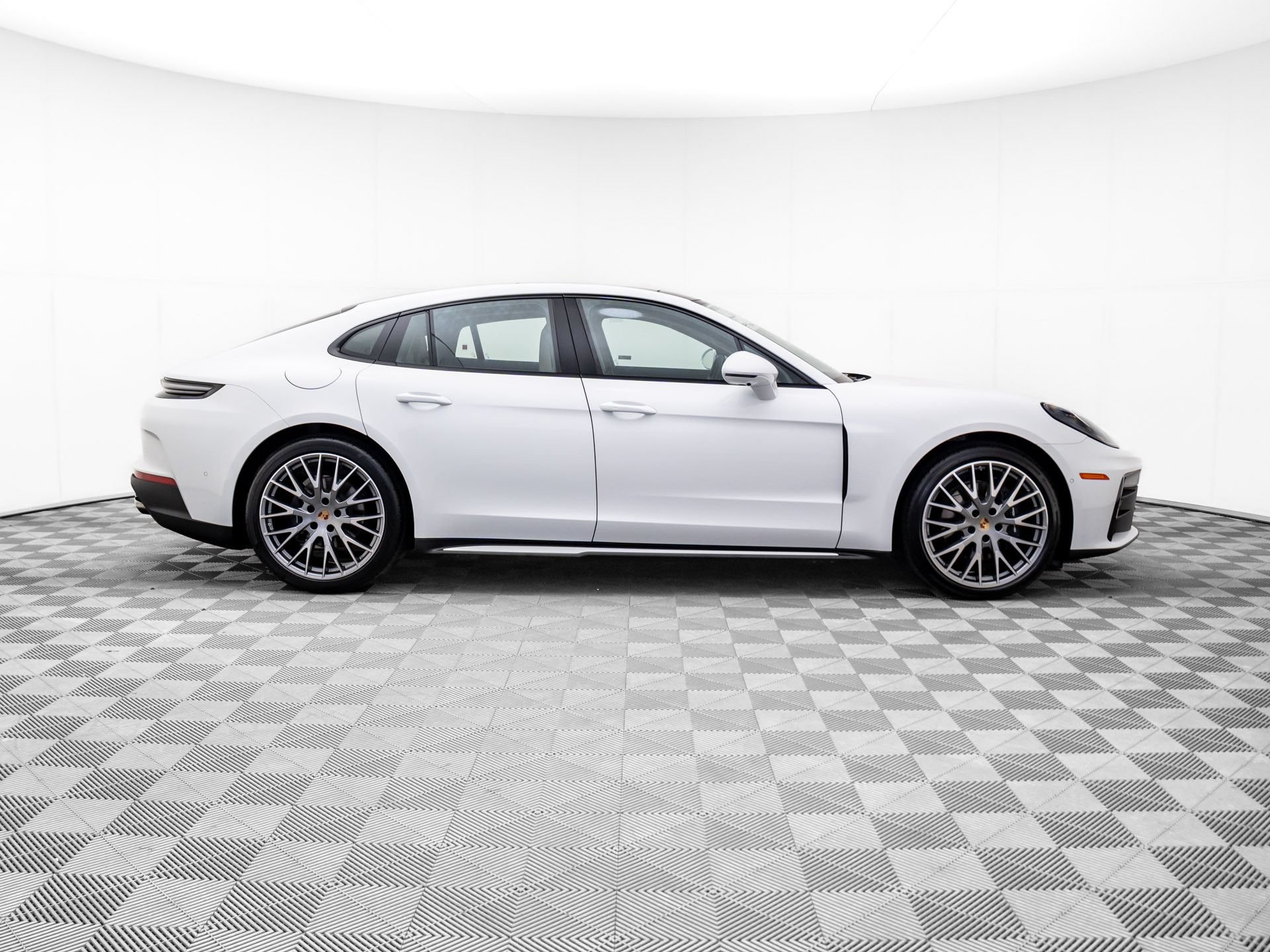 New 2026 Porsche Panamera 4 AWD/4WD image 7