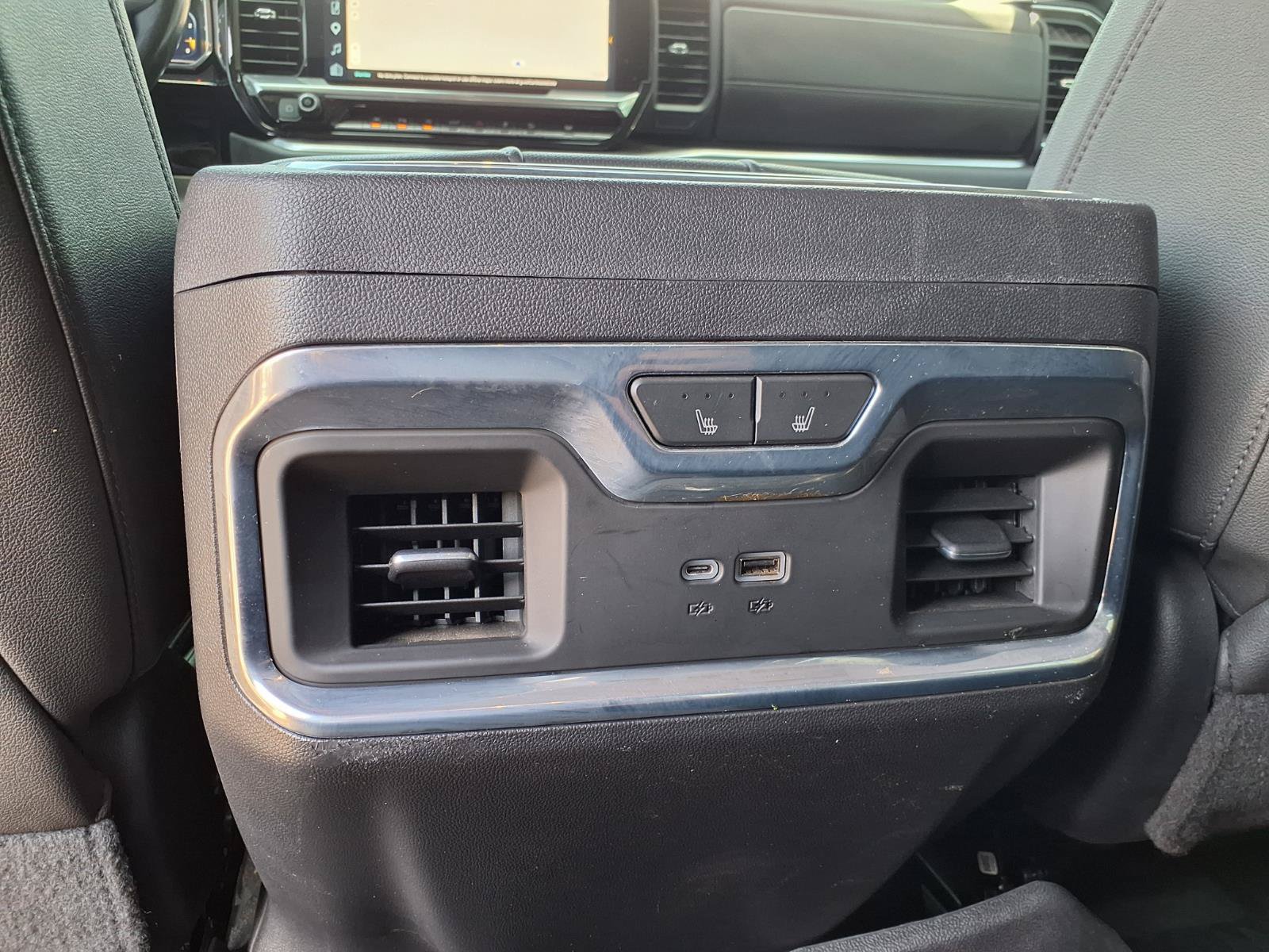 Used 2022 Chevrolet Silverado 1500 LTZ w/ Technology Package AWD/4WD image 17