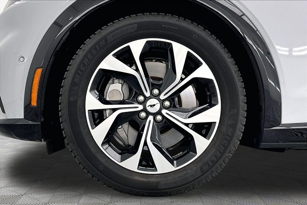 Certified 2023 Ford Mustang Mach-E Premium AWD/4WD image 9