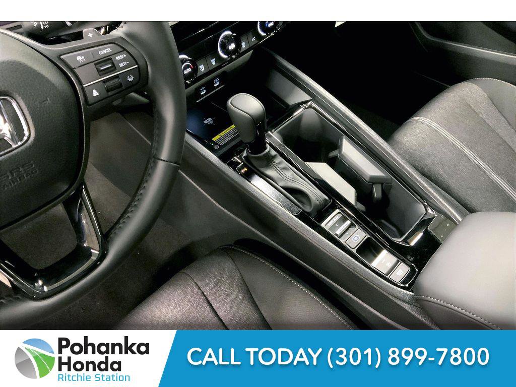 Used 2025 Honda Accord Sport image 9