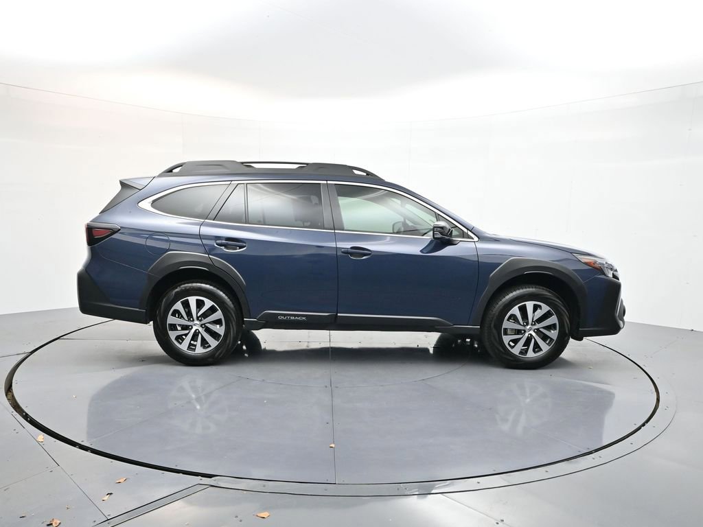 Used 2025 Subaru Outback Premium w/ Popular Package #1 image 8