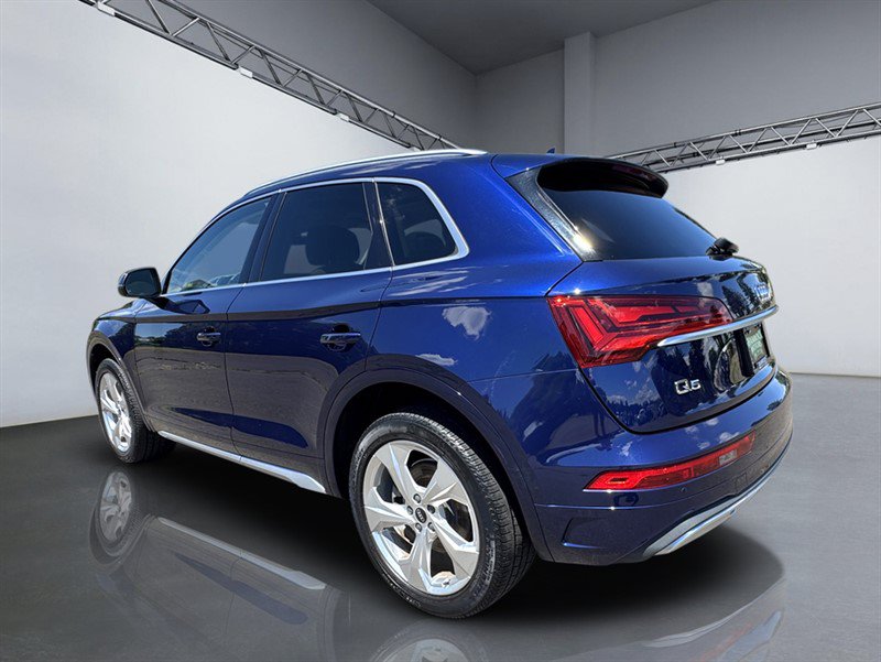Used 2021 Audi Q5 2.0T Premium Plus w/ Premium Plus Package AWD/4WD image 5