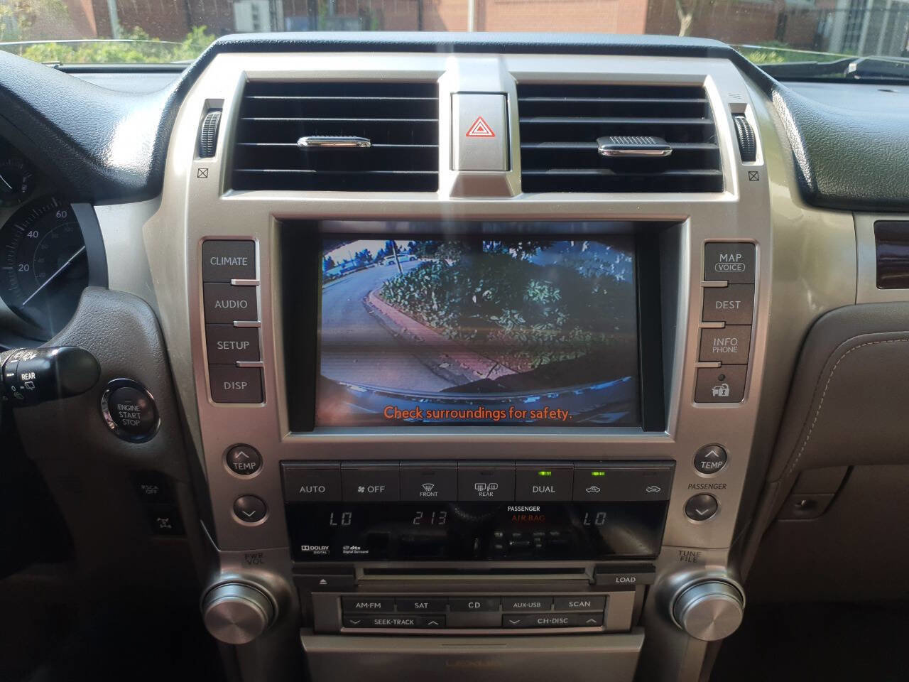 Used 2011 Lexus GX 460 image 34