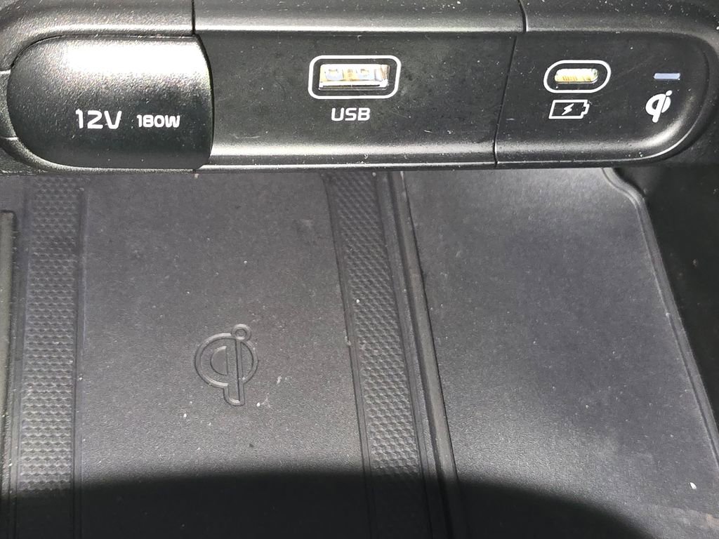 Used 2023 Kia Telluride S image 5